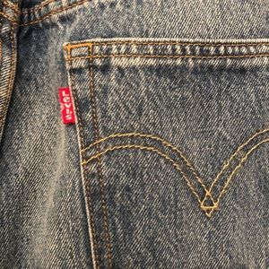 Levi’s Jeans